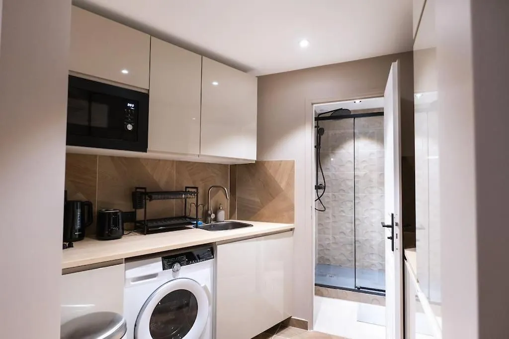 Bel Appartement Neuf Dans Le 9Eme Arrondissement Paris Apartment